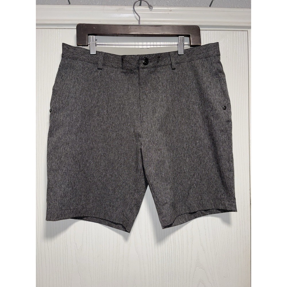 Black Clover‎ Men's Sz. 34 Gray Golf Performance Shorts 9 Inseam